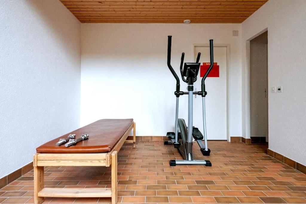 Small But Wow! Studio With Pool @ The Central Lake Crans-Montana Buitenkant foto